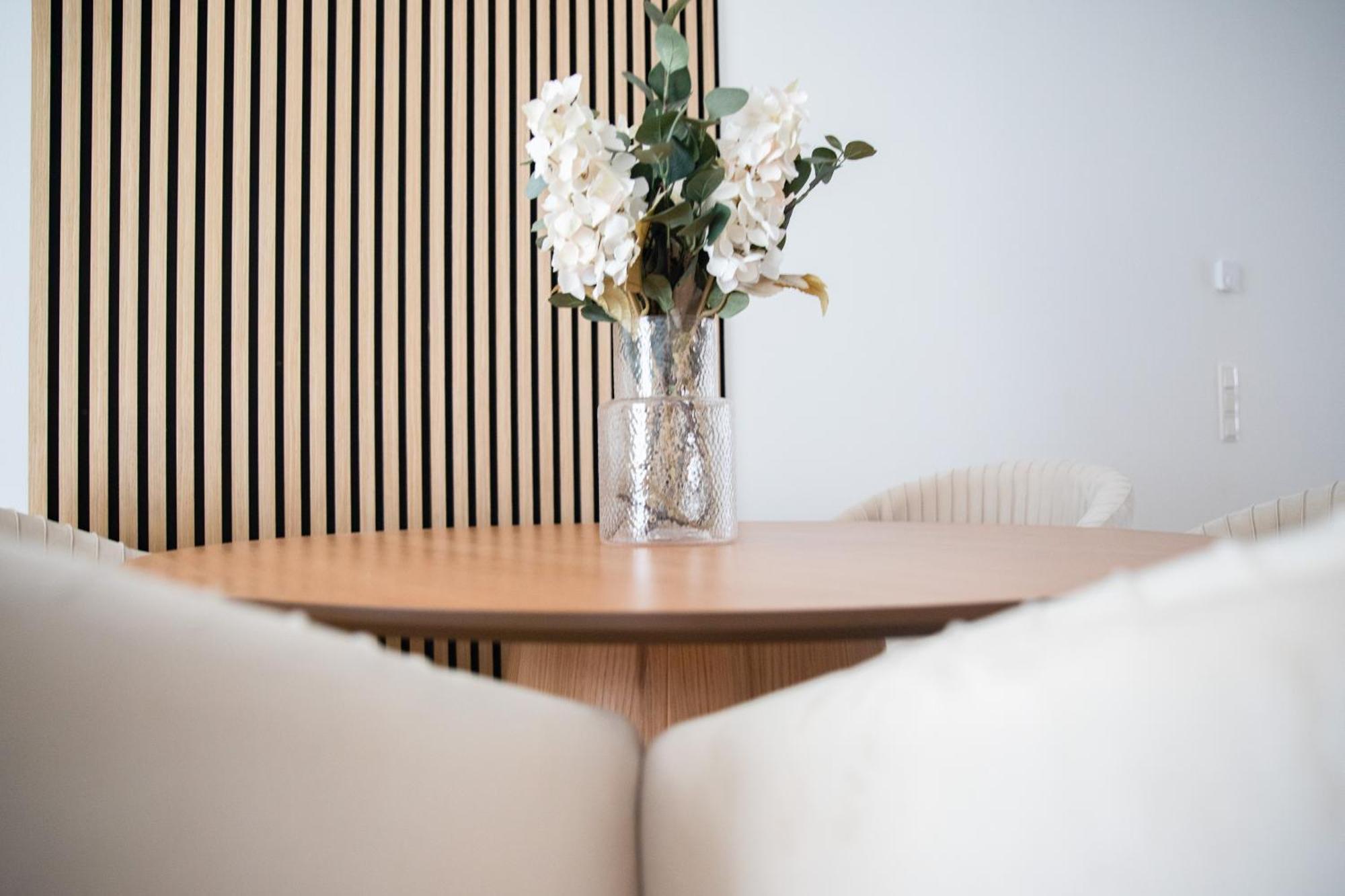 Stylish - 3 Min To U1 Kagraner Platz Apartment Wien